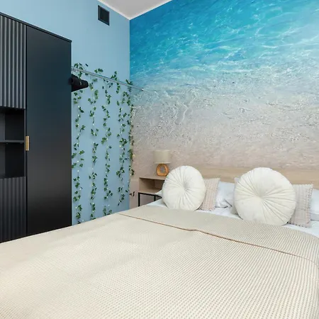 Podczele Na Fali Morski By Renters קולובז'ג