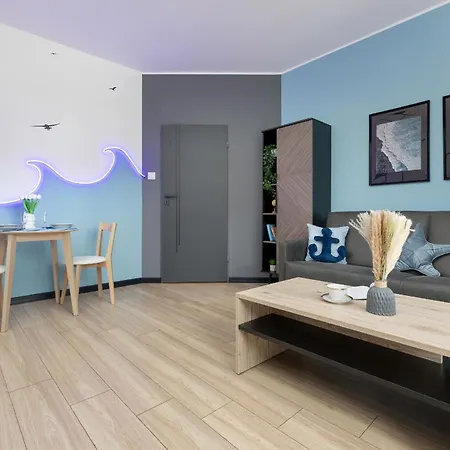 Podczele Na Fali Morski By Renters