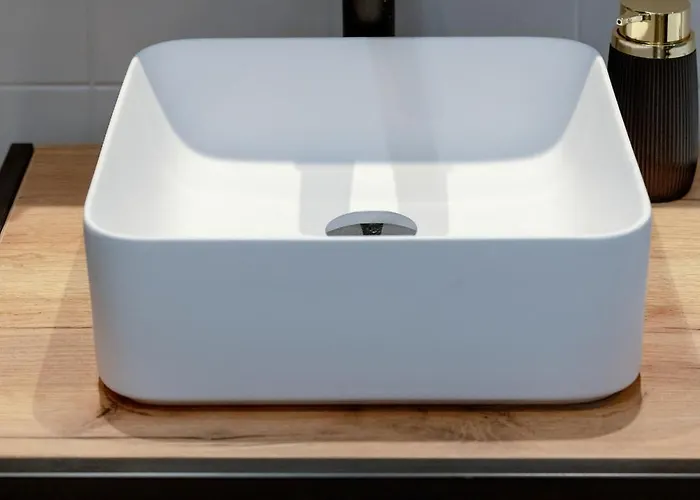 Podczele Na Fali Morski By Renters Apartment